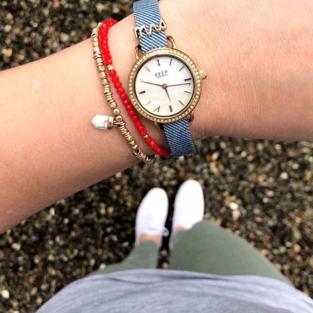Stella & Dot | Dainty Gold Delicate Coral Red Beaded Tabitha Stretch Braโฆ - Picture 5 of 13